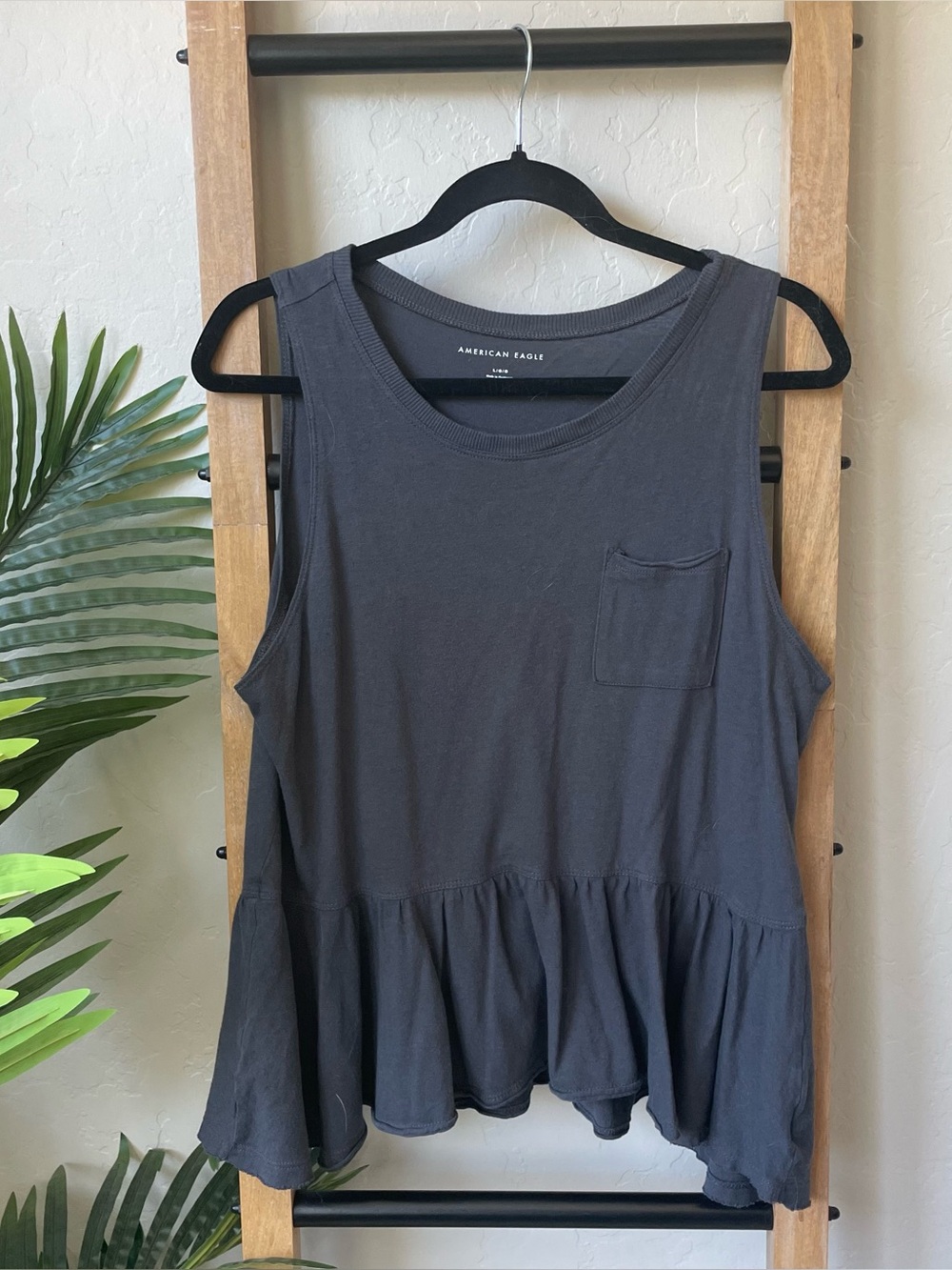 American Eagle Outfitters Women's Grey Sleeveless Peplum Tank Top